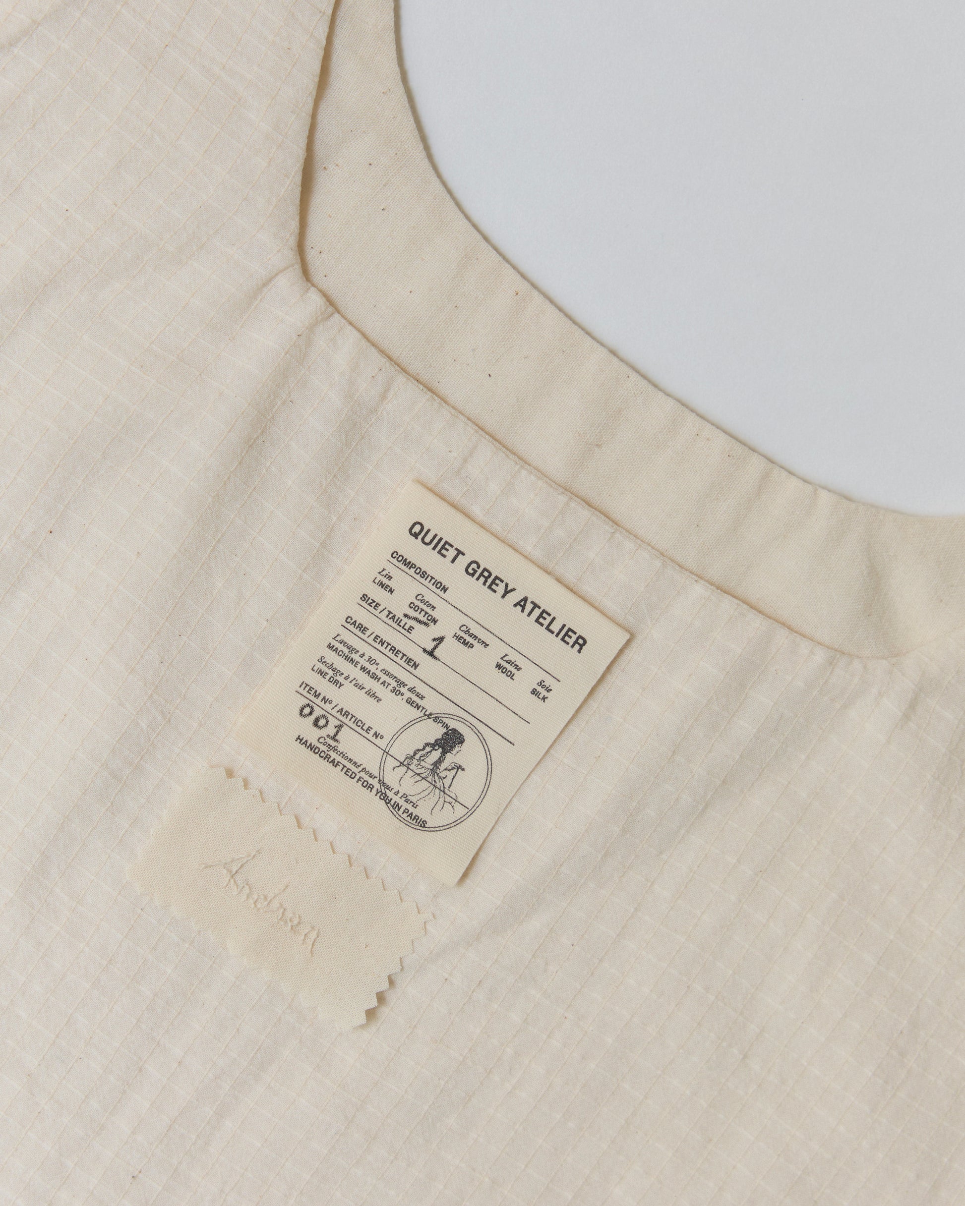 Label of The Lacets Top